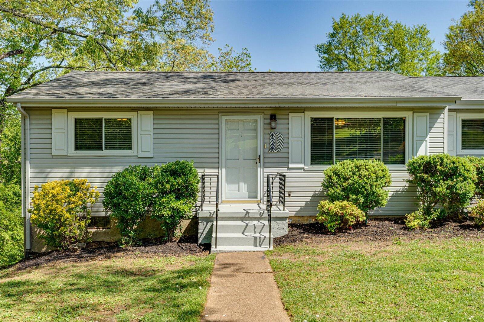 1249 Northern Hills Road Hixson, TN 37343 - Photo 3 of 44 Charming Single-Level Home