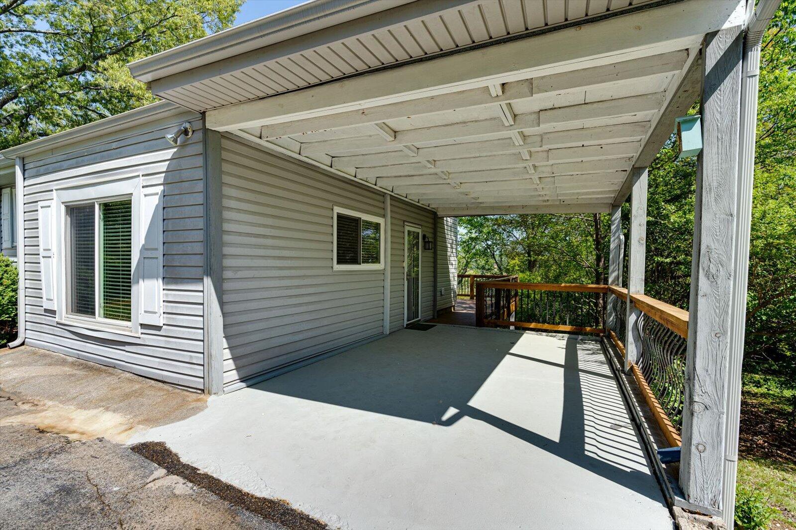 1249 Northern Hills Road Hixson, TN 37343 - Photo 5 of 44 One-car Carport for your Convenience