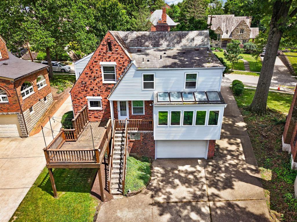 61 Roycroft Avenue Pittsburgh, PA 15228 - Photo 6 of 38 Gallery Image 6