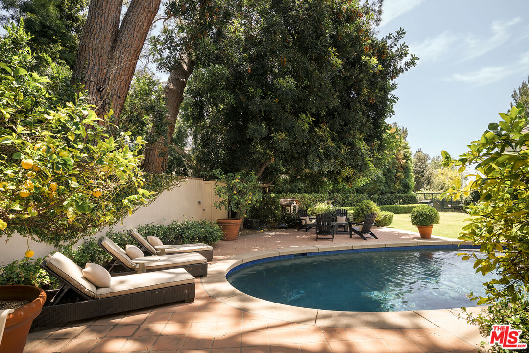 9575 Lime Orchard Road Beverly Hills, CA 90210 - Photo 46 of 49