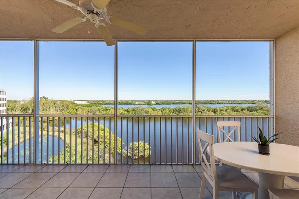 $375,000 | 6475 Shoreline Drive, Unit 5403, St. Petersburg, FL 33708