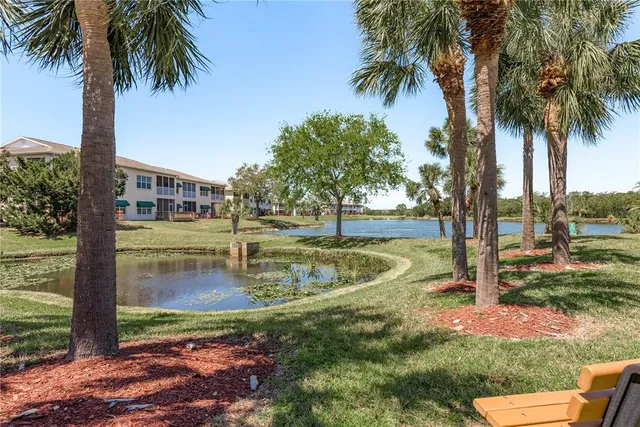 $375,000 | 6475 Shoreline Drive, Unit 5403, St. Petersburg, FL 33708