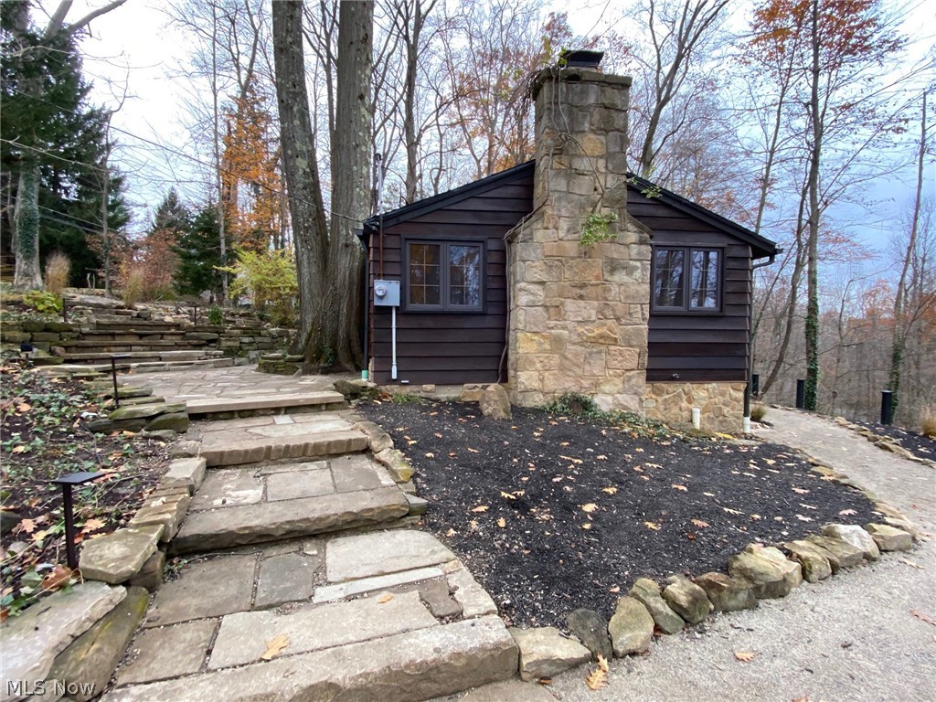 9538 Fairmount Road Novelty, OH 44072 - Photo 2 of 32 Gallery Image 2
