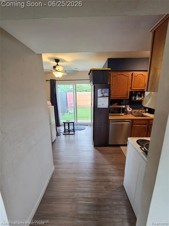 20301 15 Mile Road Clinton Township, MI 48035 - Photo 4 of 13