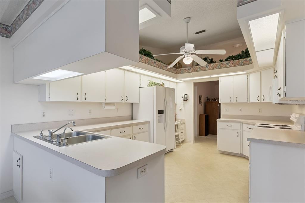 6642 Borg Street Leesburg, FL 34748 - Photo 15 of 76