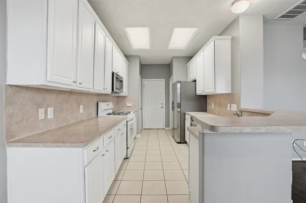 $1,795 | 13084 Peppergate Lane, Houston, TX 77044