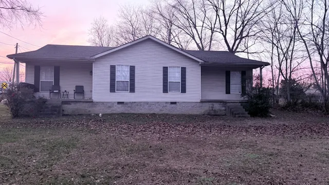 $1,300 | 1098 Main Street, Unit 1100, Greenbrier, TN 37073