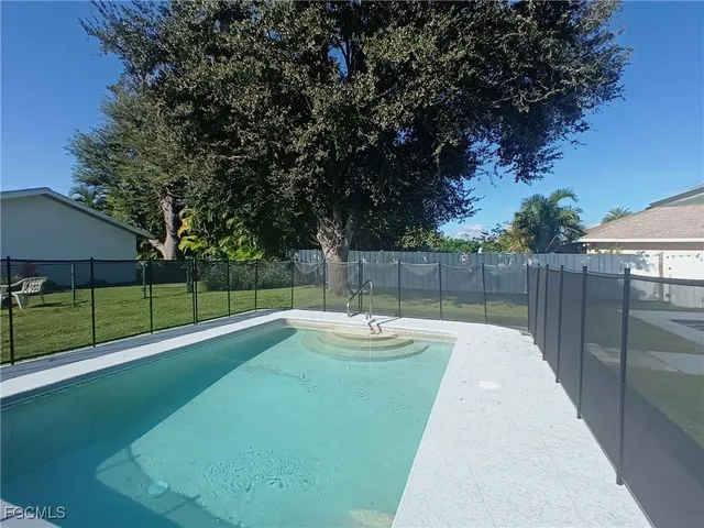 $2,250 | 1138 Southeast 19th Lane, Cape Coral, FL 33990