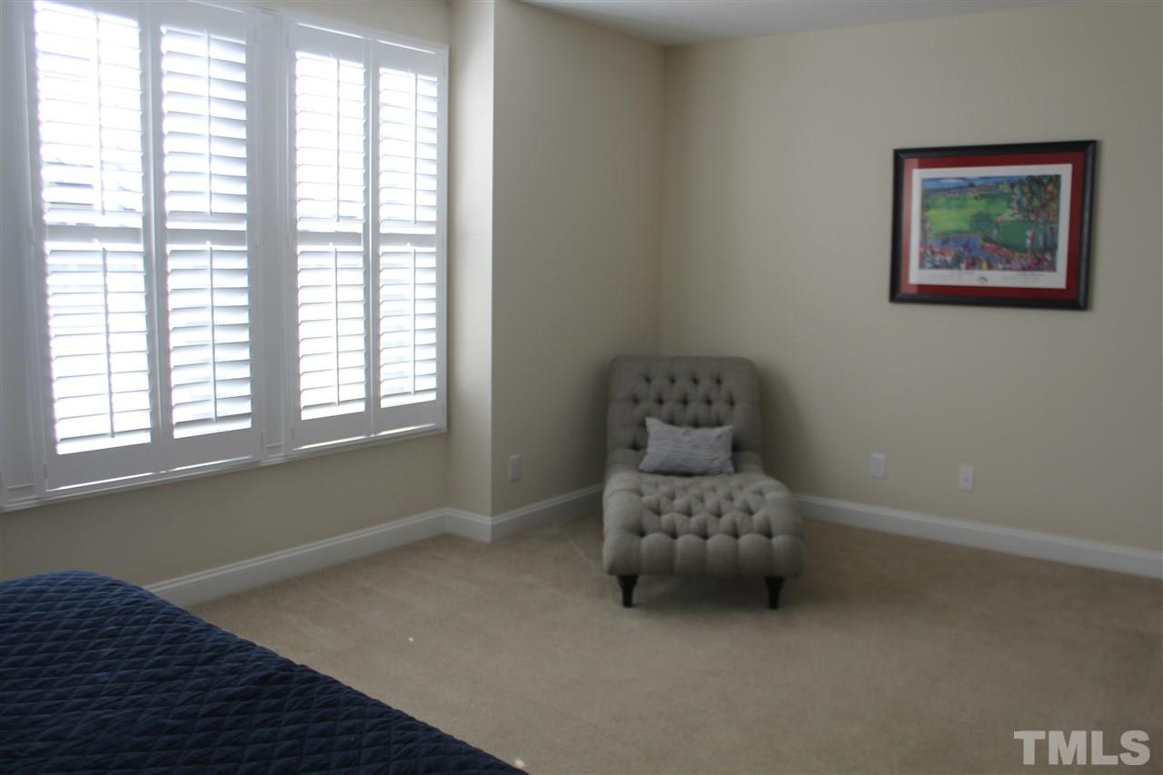 736 Fallon Grove Way Raleigh, NC 27608 - Photo 15 of 25