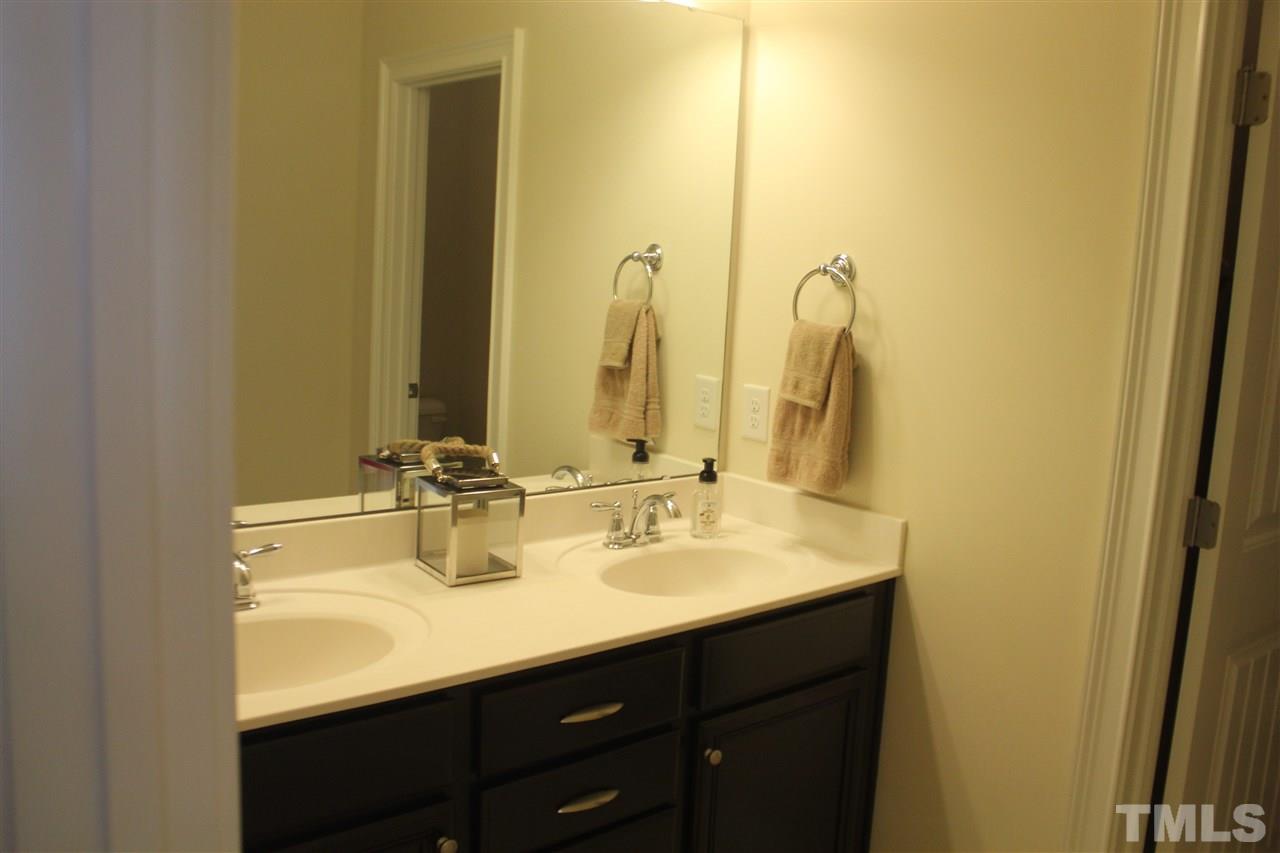 736 Fallon Grove Way Raleigh, NC 27608 - Photo 21 of 25