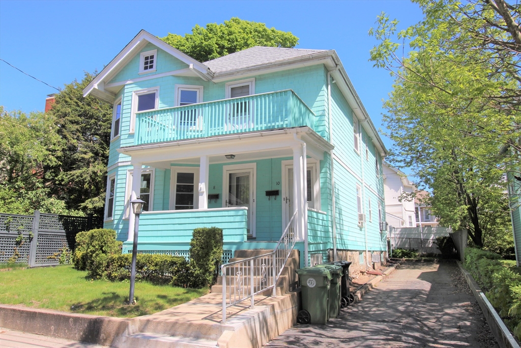 8 Thurston Road, Unit 8 Watertown, MA 02472 - Photo 1 of 23