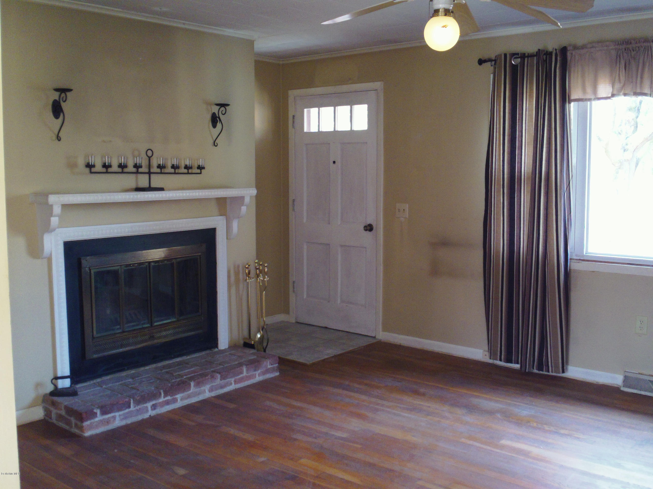 62 Old State Road Lanesborough, MA 01224 - Photo 3 of 15 SAM_0302
