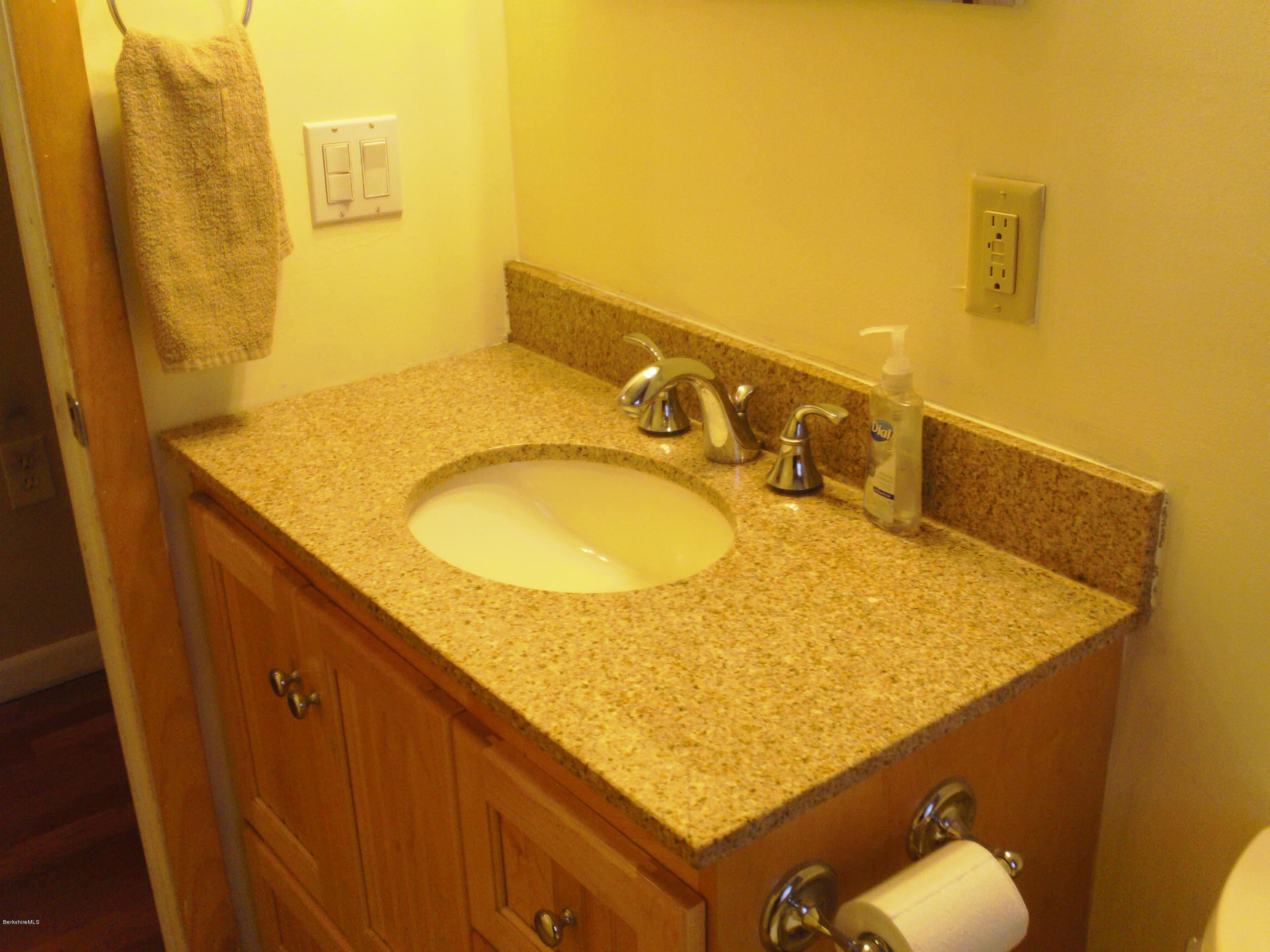 62 Old State Road Lanesborough, MA 01224 - Photo 9 of 15 SAM_0309