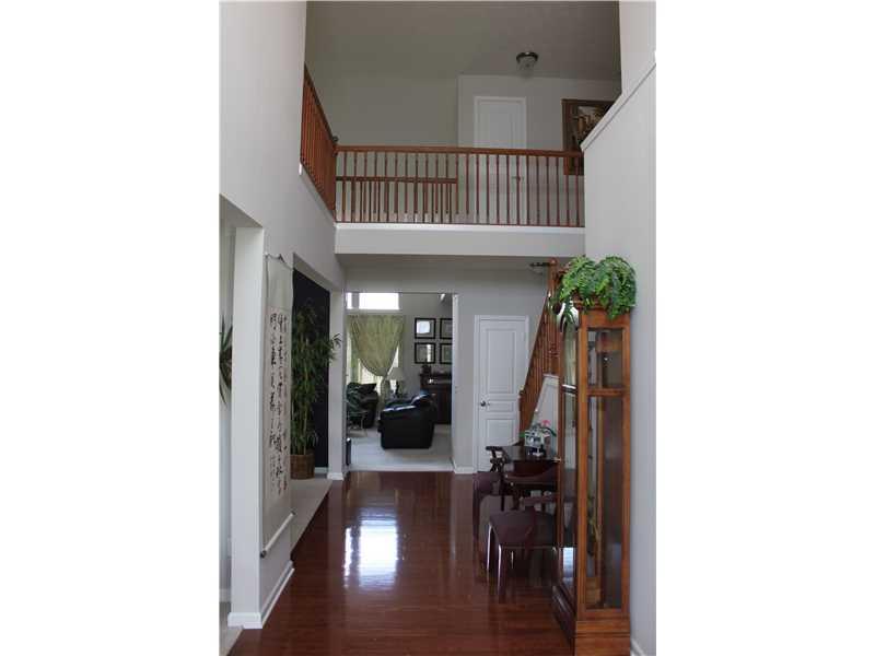 3992 Rowlett Place Carmel, IN 46074 - Photo 2 of 12