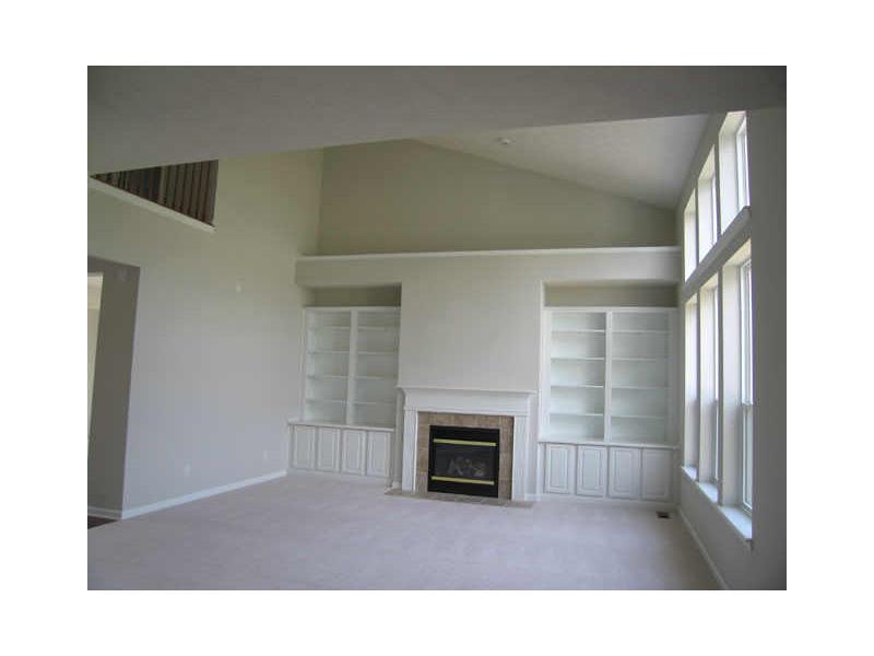 3992 Rowlett Place Carmel, IN 46074 - Photo 4 of 12