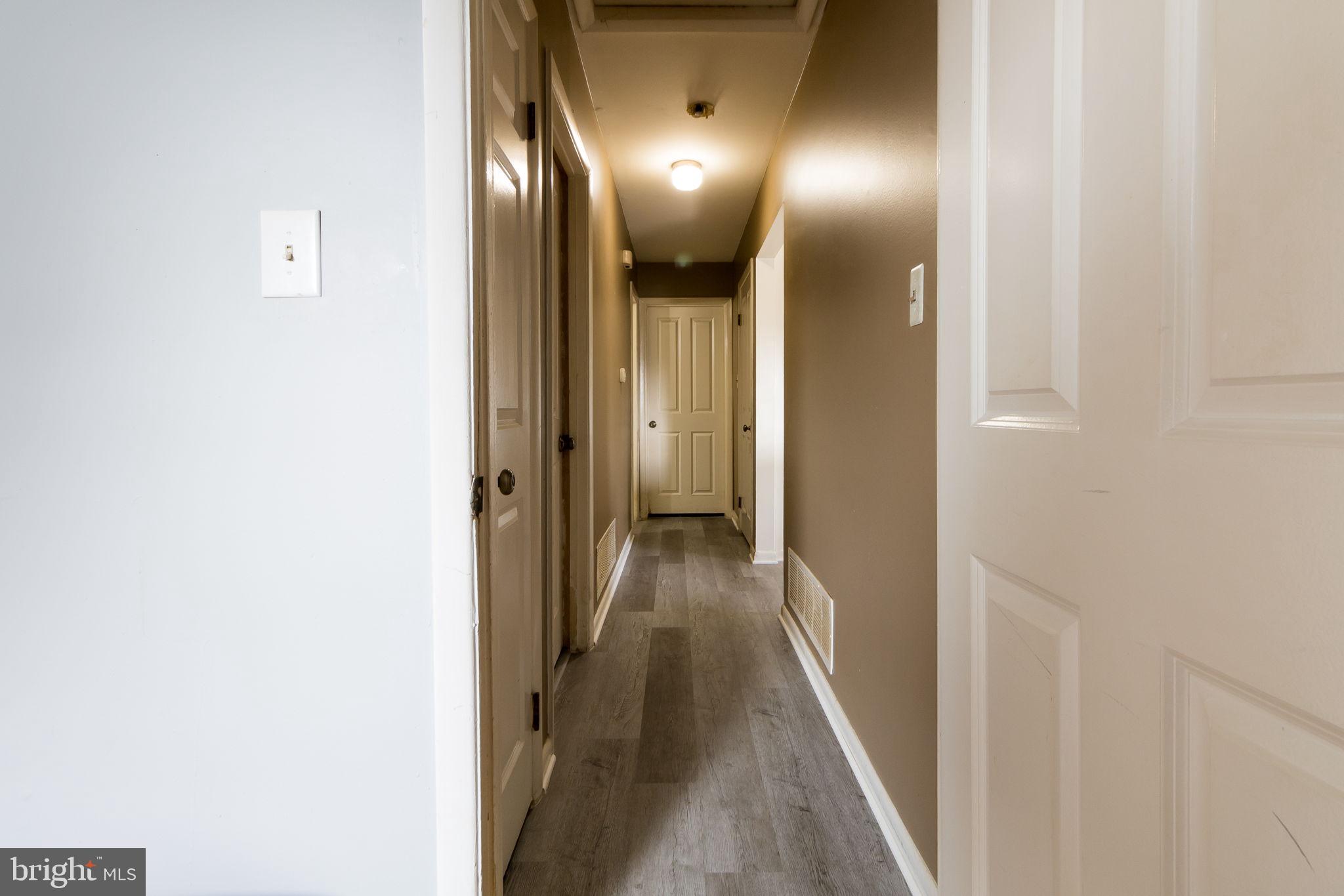 11207 Tippett Road Clinton, MD 20735 - Photo 14 of 76 HALLWAY VIEW