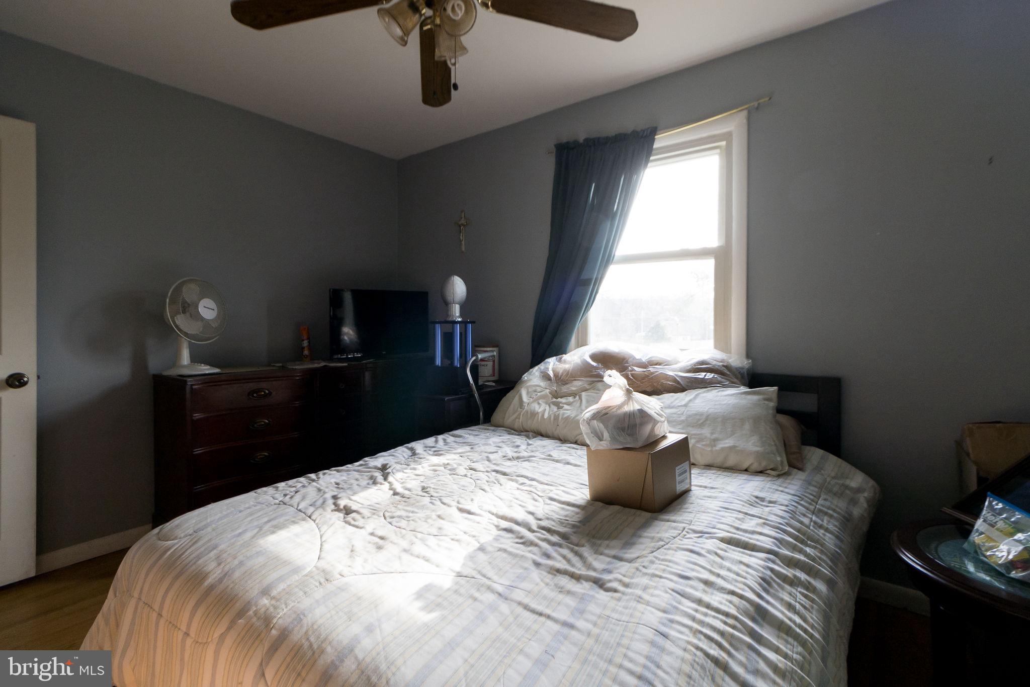 11207 Tippett Road Clinton, MD 20735 - Photo 15 of 76 1st BEDROOM -MAIN HOME
