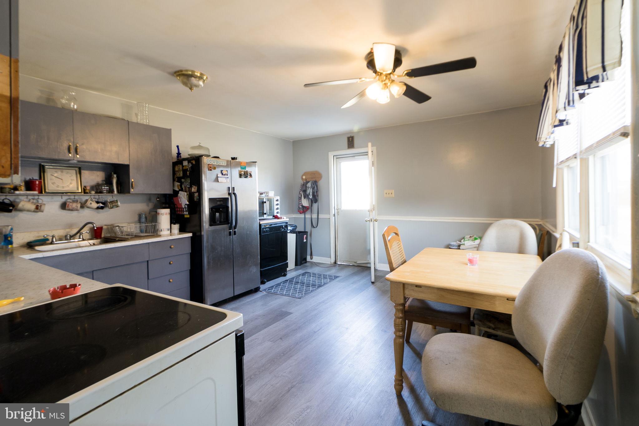 11207 Tippett Road Clinton, MD 20735 - Photo 29 of 76 KITCHEN