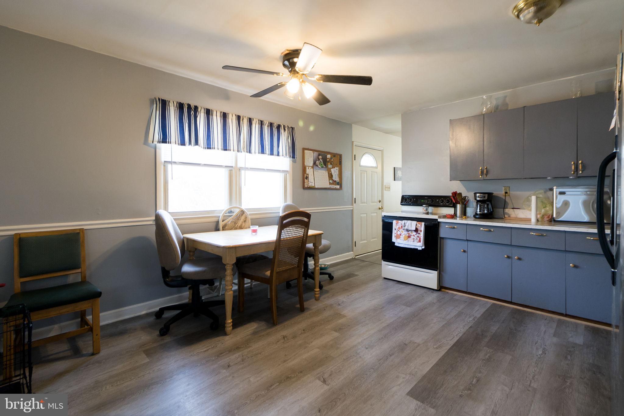 11207 Tippett Road Clinton, MD 20735 - Photo 31 of 76 KITCHEN