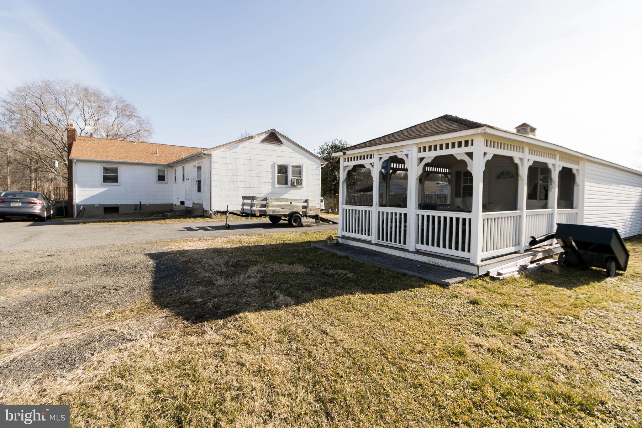11207 Tippett Road Clinton, MD 20735 - Photo 73 of 76 BACKYARD-SHED/SCREENED IN PORCH