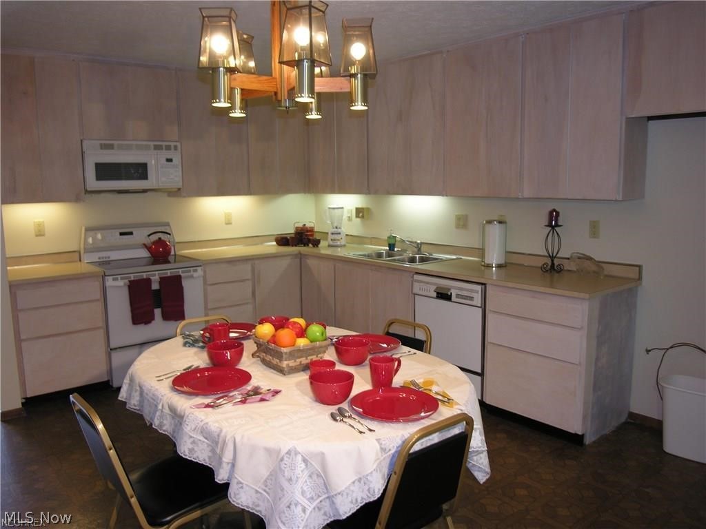 4877 North Barton Road North Ridgeville, OH 44039 - Photo 7 of 23 Gallery Image 7