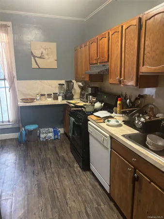 $950,000 | 104-09 105th Street | South Richmond Hill