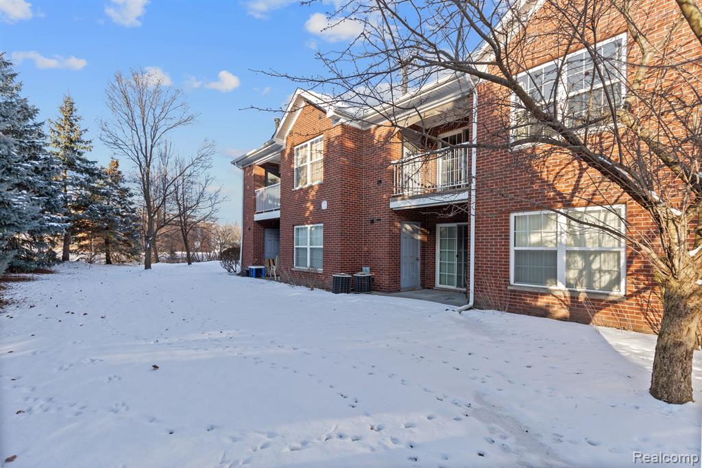 33488 Utica Road, Unit 3 Fraser, MI 48026 - Photo 22 of 25