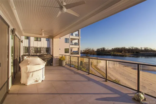 $2,200,000 | 720 Davenport Avenue, Unit 1, New Rochelle, NY 10805