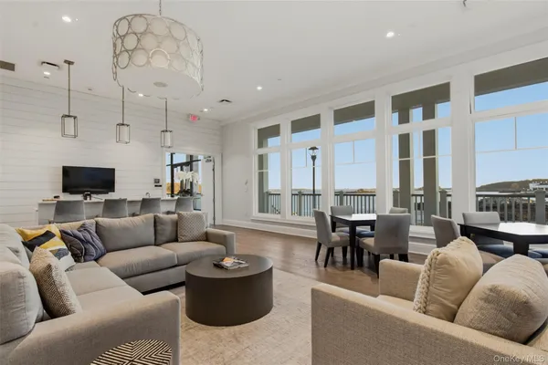 $2,200,000 | 720 Davenport Avenue, Unit 1, New Rochelle, NY 10805