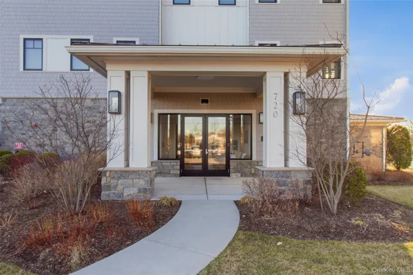 $2,200,000 | 720 Davenport Avenue, Unit 1, New Rochelle, NY 10805