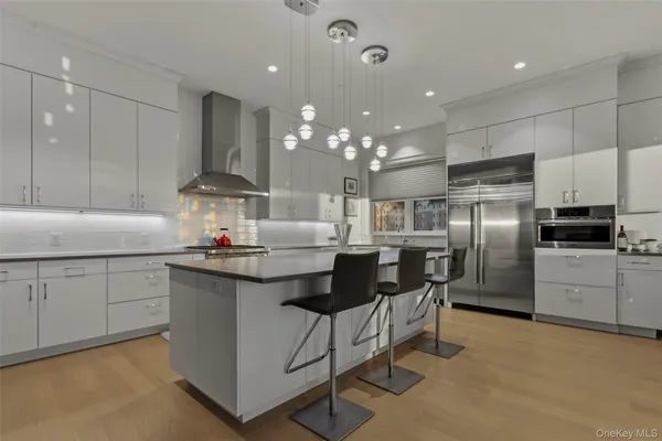 $2,200,000 | 720 Davenport Avenue, Unit 1, New Rochelle, NY 10805