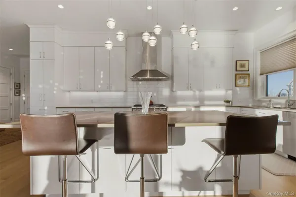 $2,200,000 | 720 Davenport Avenue, Unit 1, New Rochelle, NY 10805