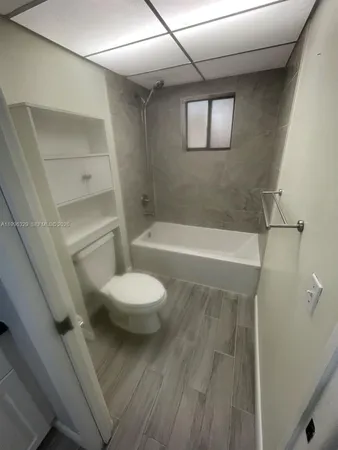 $1,850 | 8015 Southwest 107th Avenue, Unit 221, Miami, FL 33173