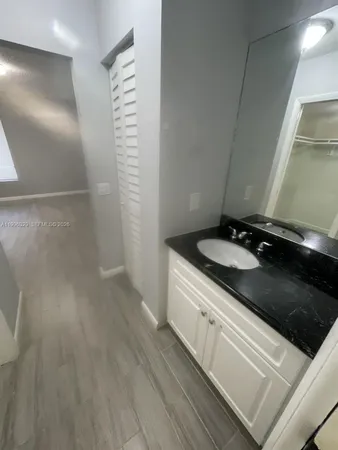 $1,850 | 8015 Southwest 107th Avenue, Unit 221, Miami, FL 33173