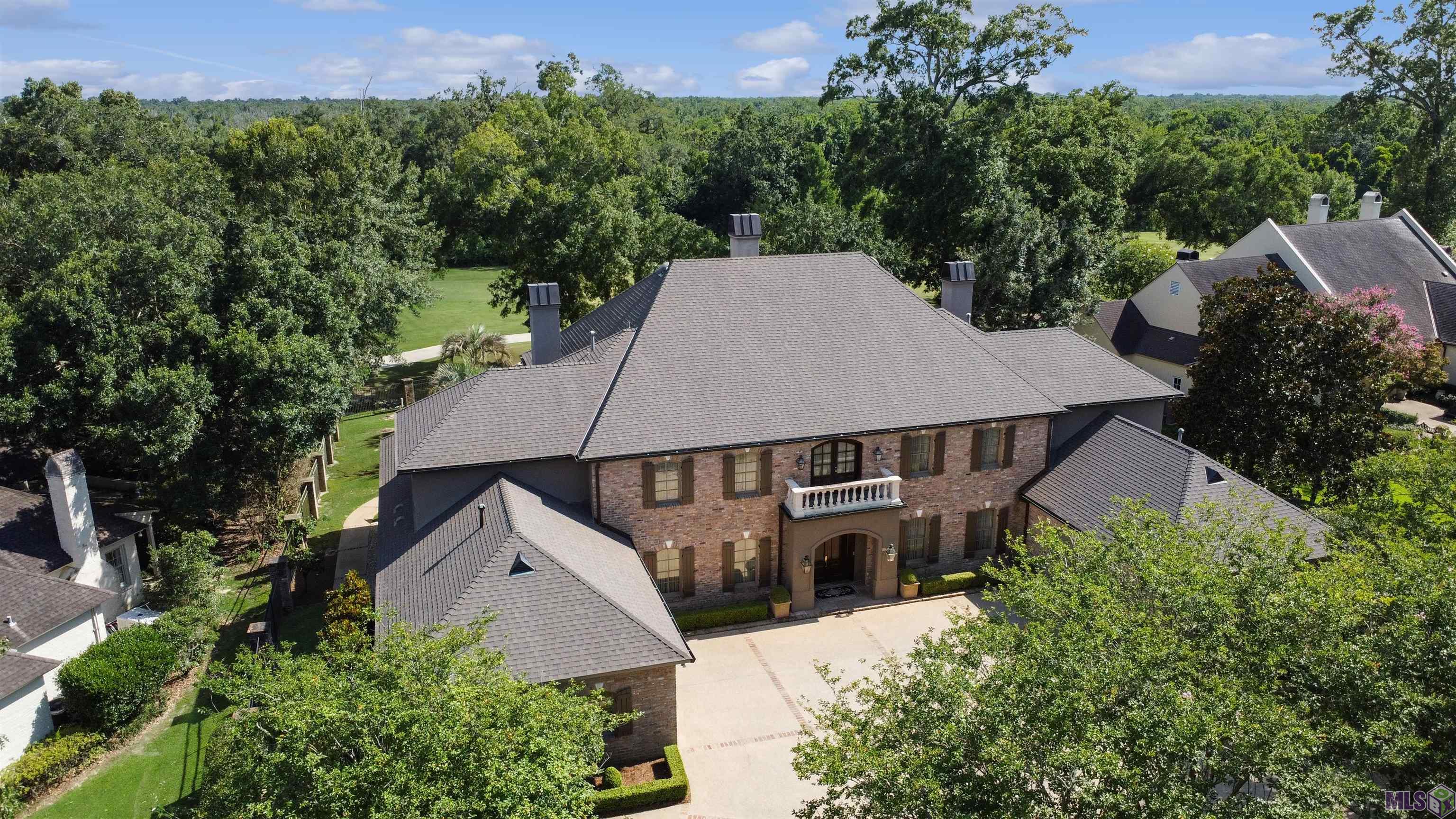 18424 South Mission Hills Avenue Baton Rouge, LA 70810 - Photo 1 of 35