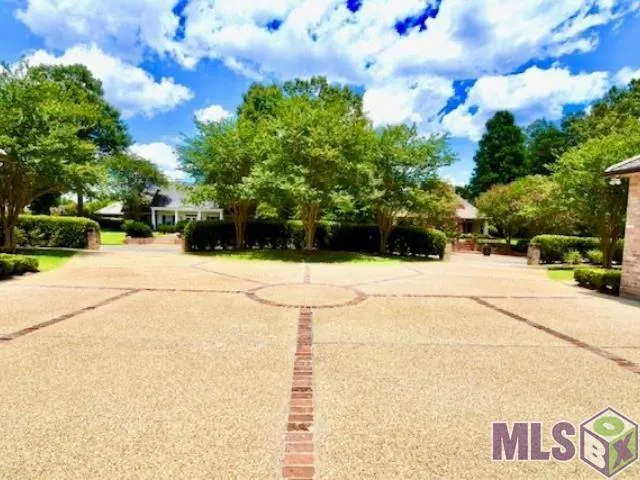 $2,995,000 | 18424 South Mission Hills Avenue, Baton Rouge, LA 70810