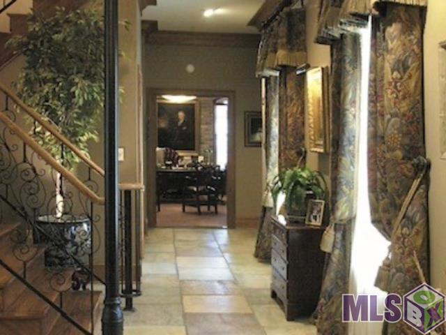 18424 South Mission Hills Avenue Baton Rouge, LA 70810 - Photo 3 of 35