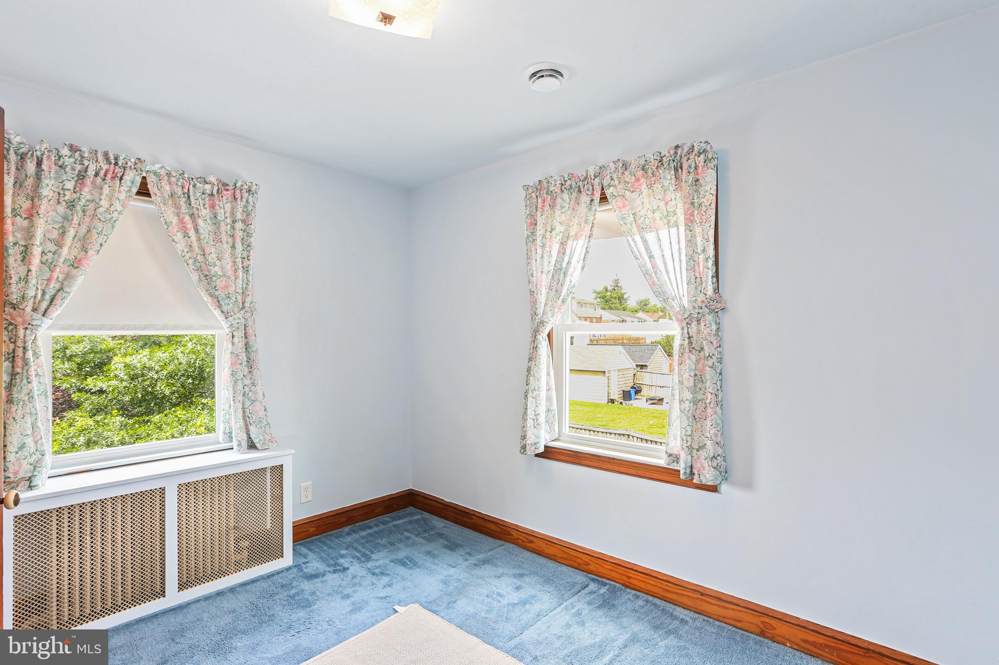 1218 Leeds Terrace Halethorpe, MD 21227 - Photo 18 of 31 BR # 3 with w/w over wood floors
