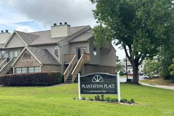 $131,000 | 7150 Plantation Road, Unit 428, Pensacola, FL 32504