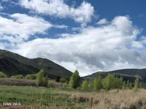 $950,000 | 360 Red Bluffs Lane, Eagle, CO 81631