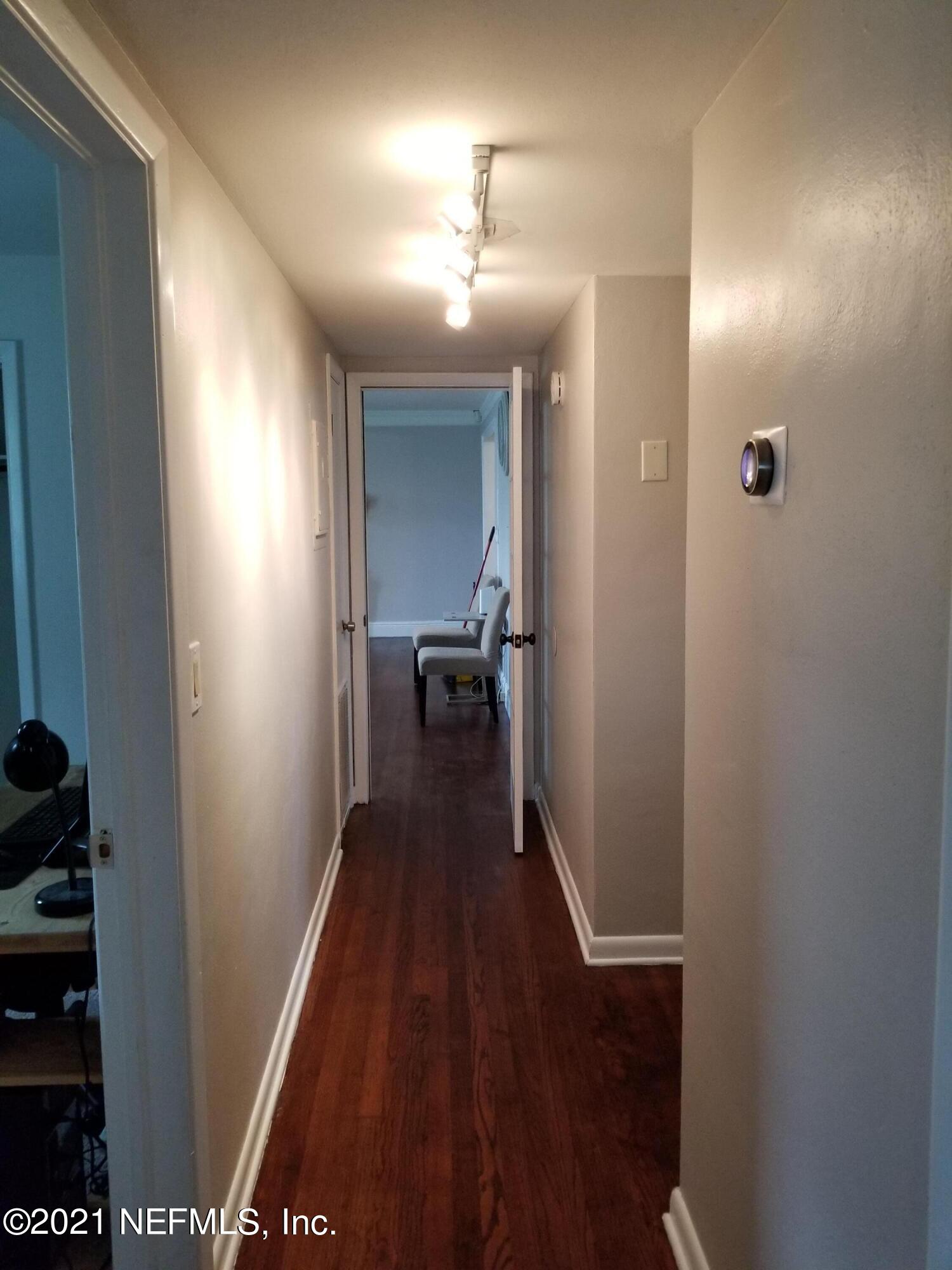 2128 Dean Road Jacksonville, FL 32216 - Photo 13 of 26 Hall