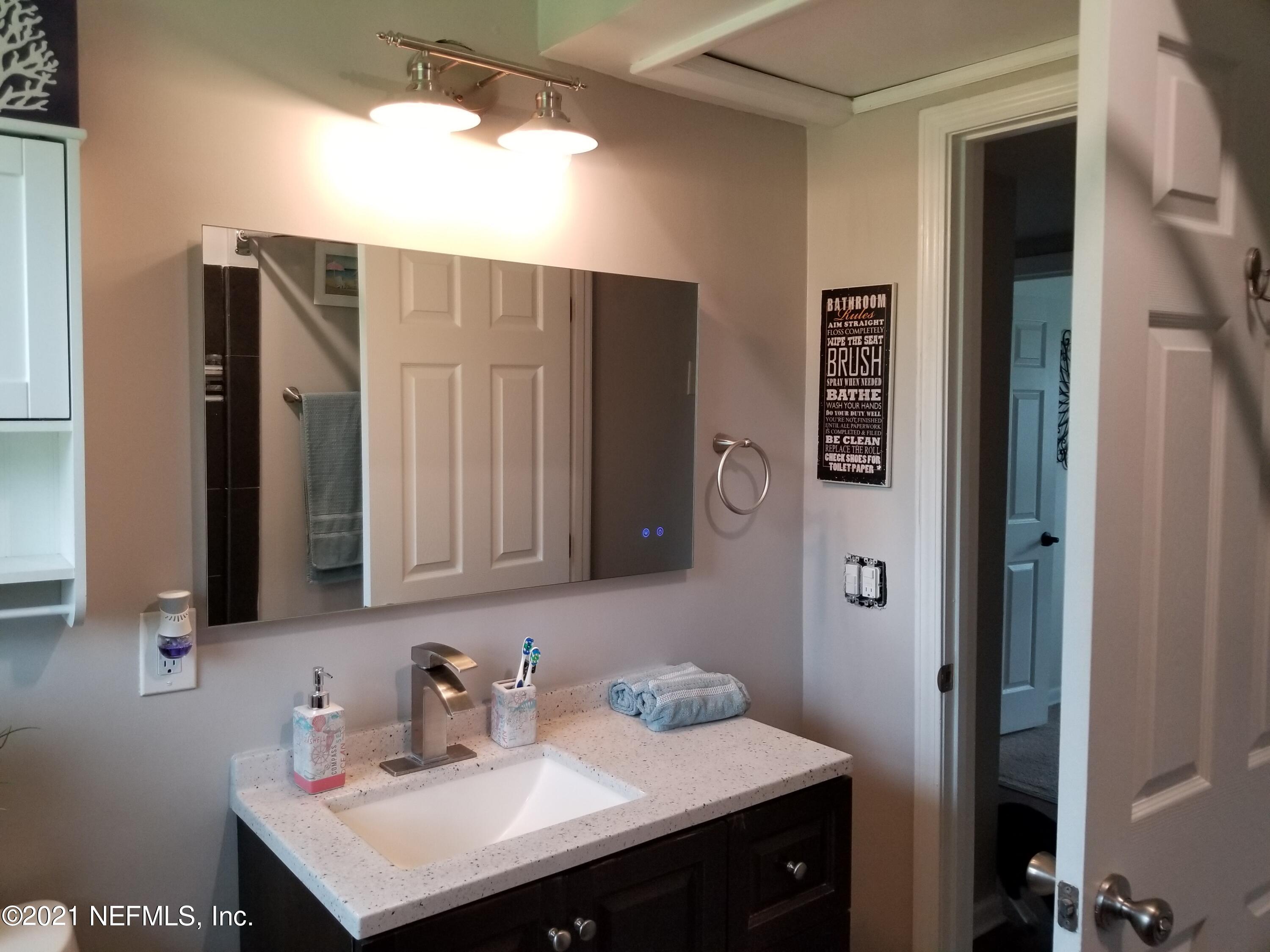 2128 Dean Road Jacksonville, FL 32216 - Photo 18 of 26 Bath