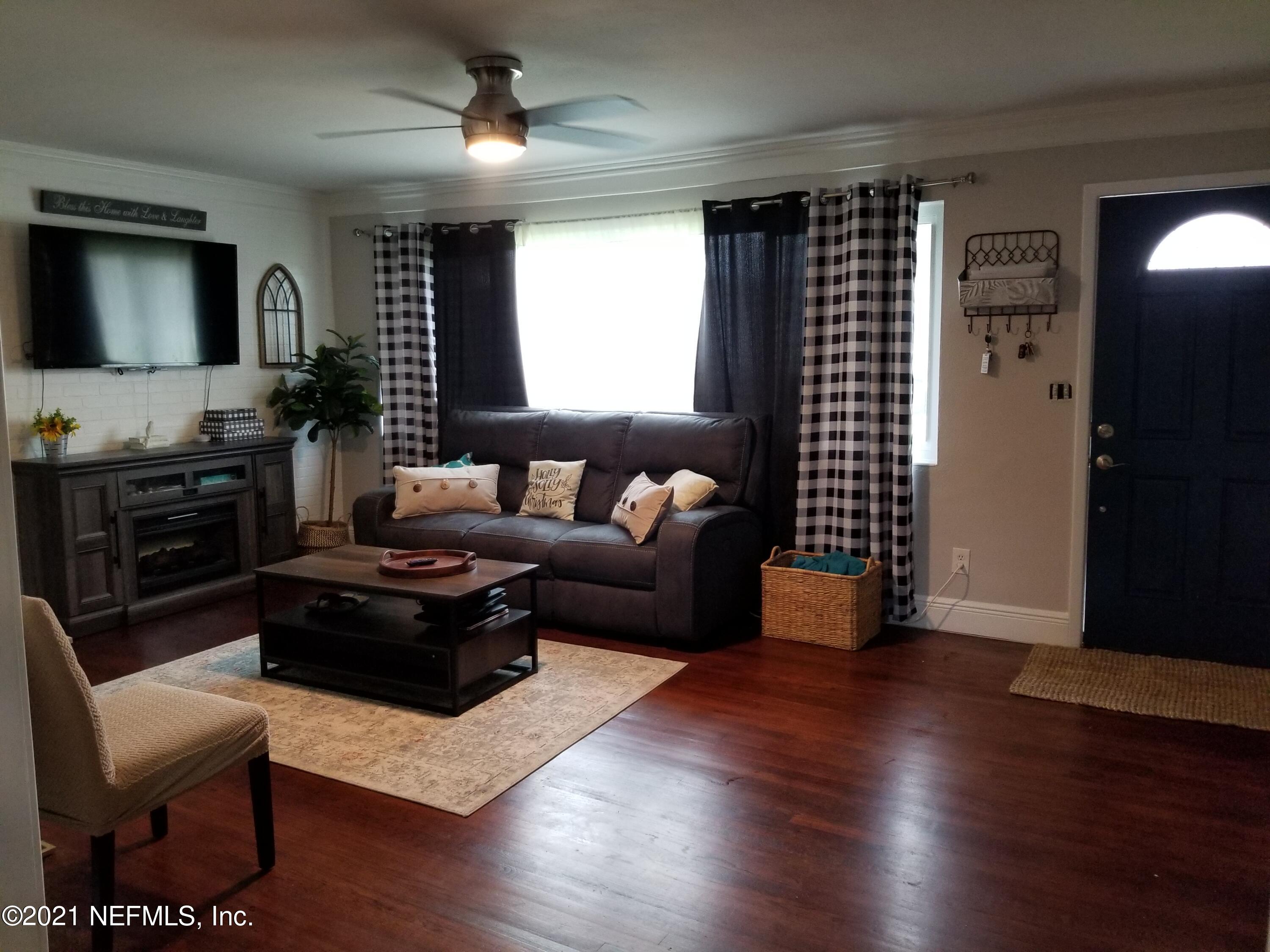 2128 Dean Road Jacksonville, FL 32216 - Photo 5 of 26 Living