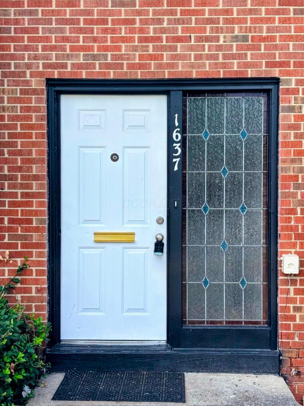 1637 South James Road Columbus, OH 43209 - Photo 6 of 52