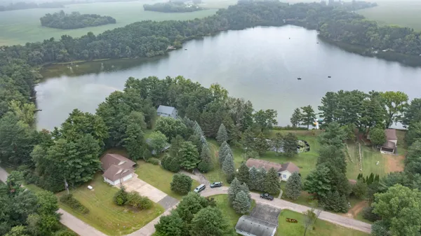 $499,000 | N6838 Steffen Court, Scandinavia, WI 54977