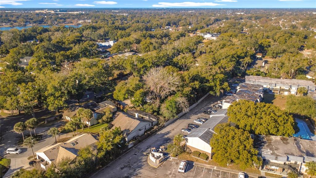 281 Spring Valley Road Altamonte Springs, FL 32714 - Photo 5 of 57 Gallery Image 5