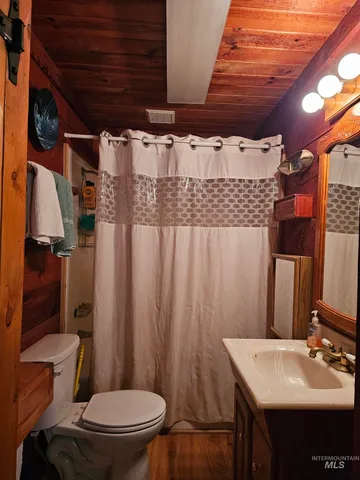 $399,000 | 20 Riverview Drive, Garden Valley, ID 83622