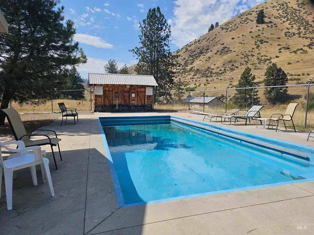 $399,000 | 20 Riverview Drive, Garden Valley, ID 83622