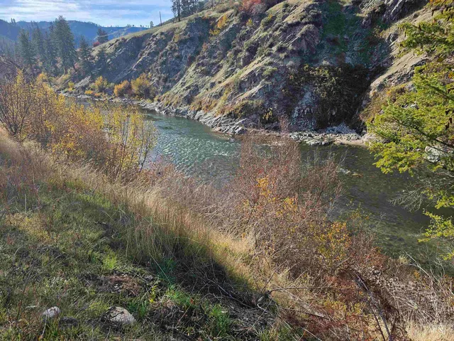 $399,000 | 20 Riverview Drive, Garden Valley, ID 83622