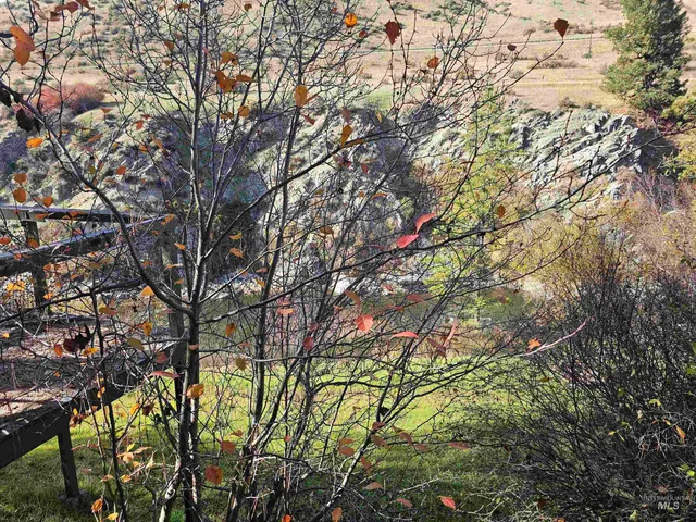 $399,000 | 20 Riverview Drive, Garden Valley, ID 83622